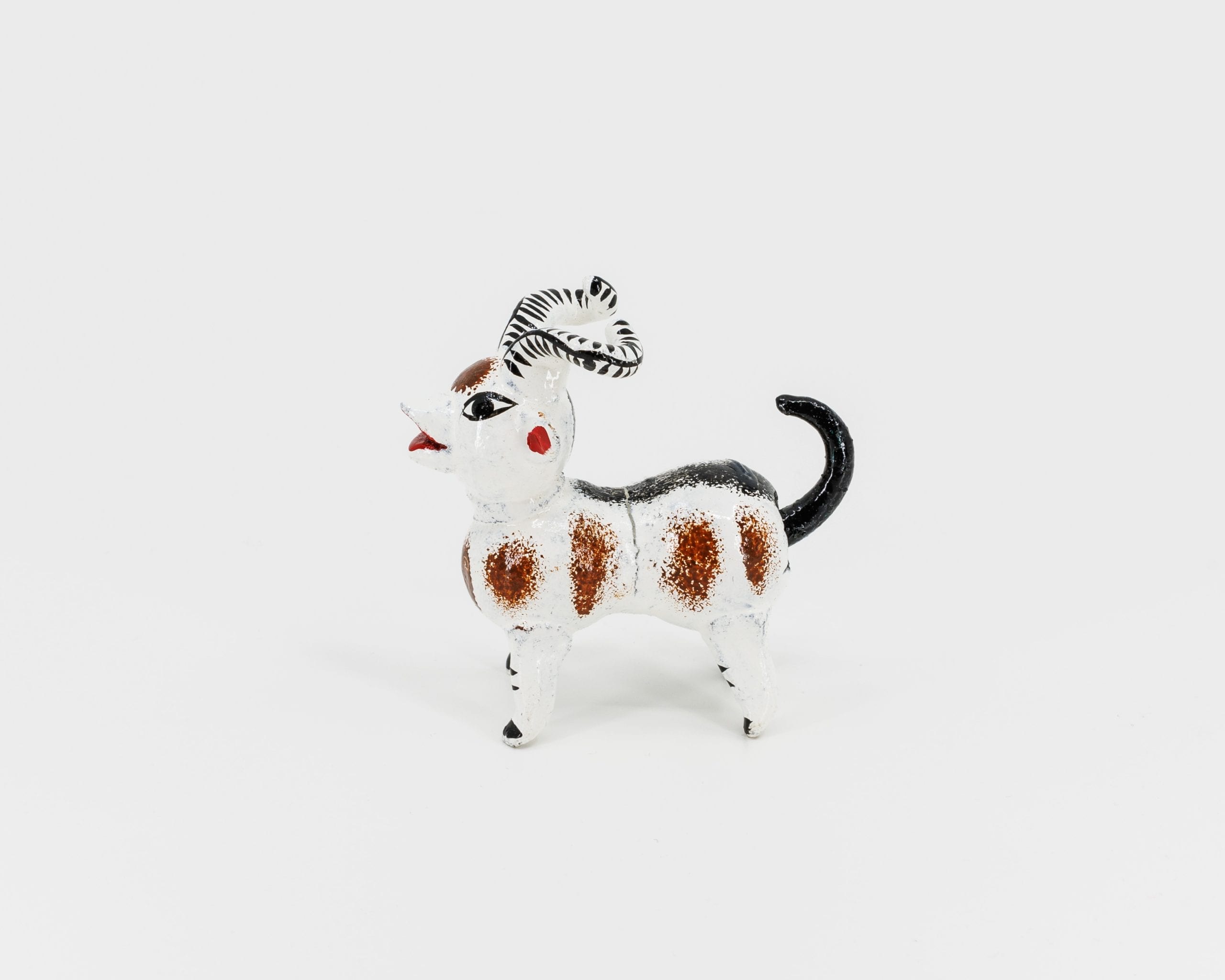 Petite chèvre blanche et noire – Image 8