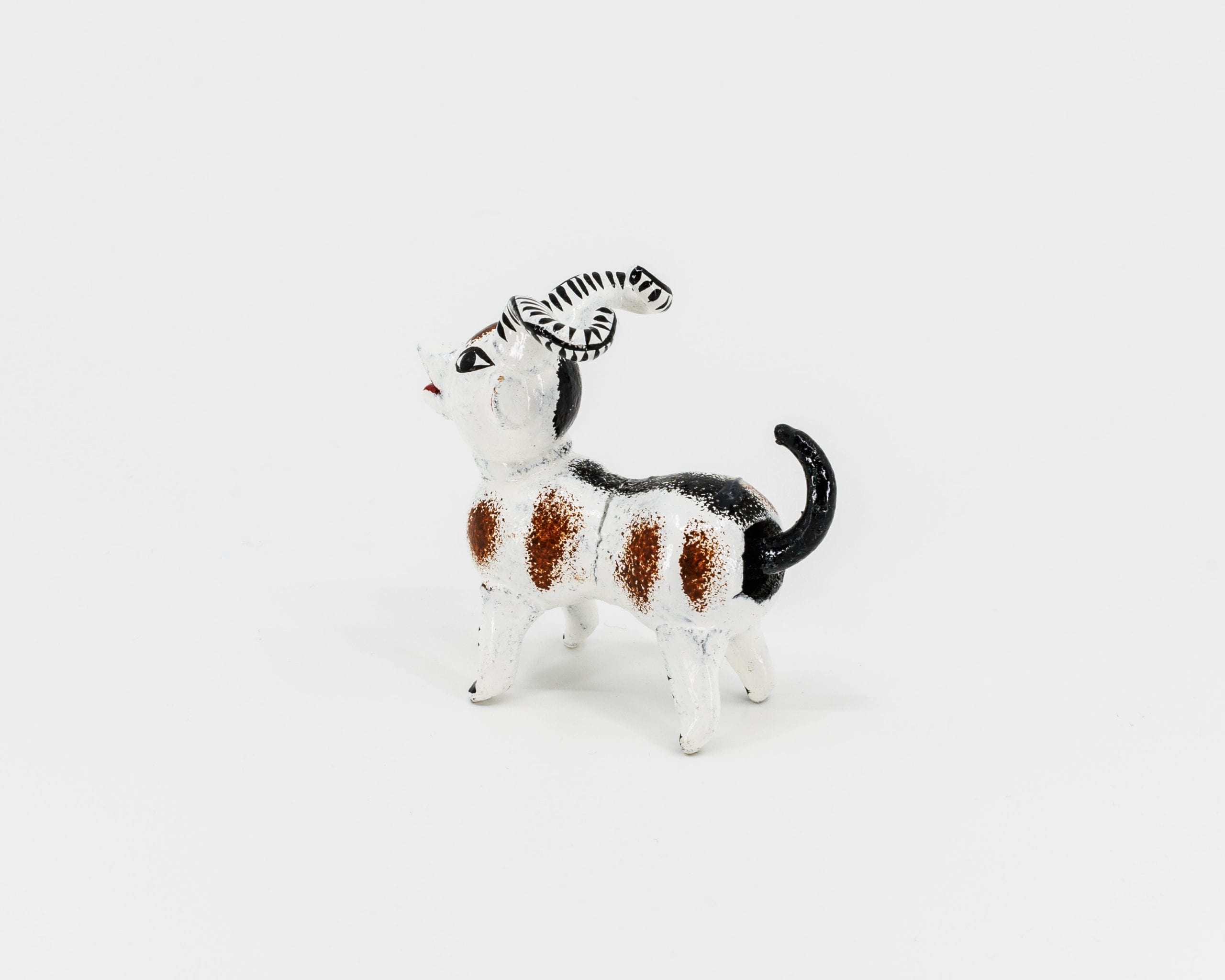 Petite chèvre blanche et noire – Image 7