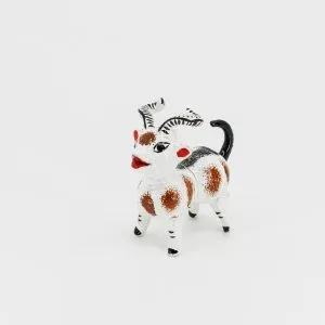 chèvre noire et blanche